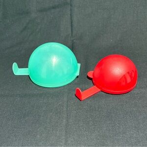 Vintage Tupperware Forget-Me-Not Hanging Produce Keepers